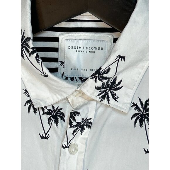 (5 for $25) Denim & Flower Ricky Singh Palm Tree Print Button Front Shirt - Picture 3 of 3
